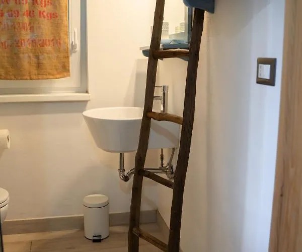 9b-the Tiny House Vakantiehuis Sežana